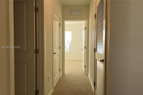 Casa en alquiler en Homestead, Florida, 4 dormitorios, 222.97 m2 № 2060021 - foto 17