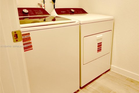 Casa en alquiler en Homestead, Florida, 4 dormitorios, 222.97 m2 № 2060021 - foto 20