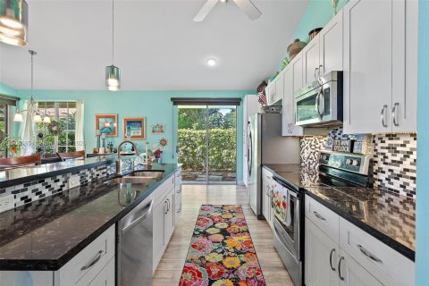 Купить виллу или дом в Палм-Бич-Гарденс, Флорида 2 спальни, 171.22м2, № 1957121 - фото 5