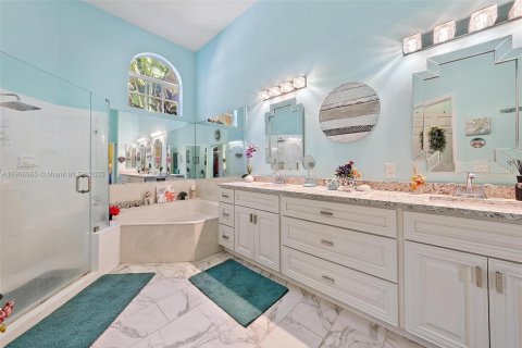 Купить виллу или дом в Палм-Бич-Гарденс, Флорида 2 спальни, 171.22м2, № 1957121 - фото 17