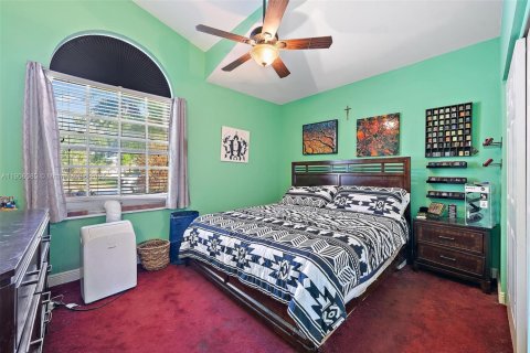 Купить виллу или дом в Палм-Бич-Гарденс, Флорида 2 спальни, 171.22м2, № 1957121 - фото 18