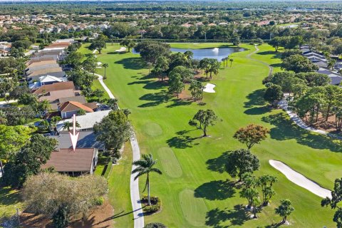 Купить виллу или дом в Палм-Бич-Гарденс, Флорида 2 спальни, 171.22м2, № 1957121 - фото 25