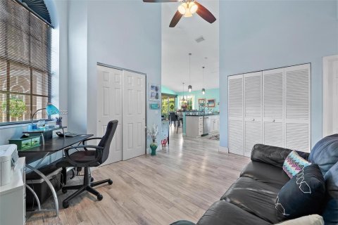 Купить виллу или дом в Палм-Бич-Гарденс, Флорида 2 спальни, 171.22м2, № 1957121 - фото 14