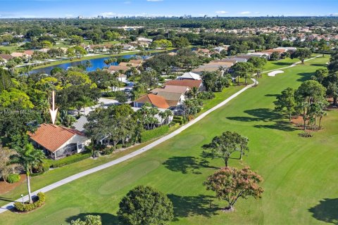 Купить виллу или дом в Палм-Бич-Гарденс, Флорида 2 спальни, 171.22м2, № 1957121 - фото 26