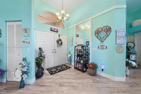 Купить виллу или дом в Палм-Бич-Гарденс, Флорида 2 спальни, 171.22м2, № 1957121 - фото 12