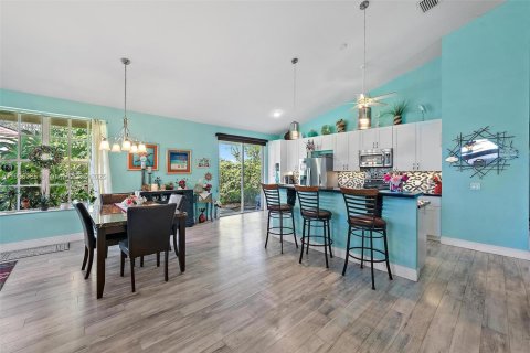 Купить виллу или дом в Палм-Бич-Гарденс, Флорида 2 спальни, 171.22м2, № 1957121 - фото 7