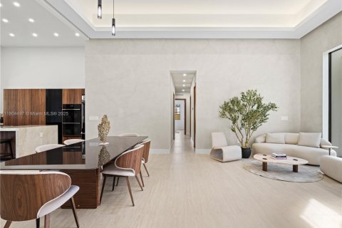 Купить виллу или дом в Майами, Флорида 6 спален, 314.2м2, № 1955894 - фото 9