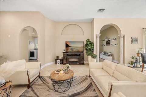 Villa ou maison à vendre à Lutz, Floride: 4 chambres, 320.79 m2 № 1625699 - photo 10