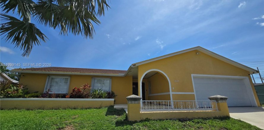 Villa ou maison à Homestead, Floride 3 chambres, 157.93 m2 № 1996802