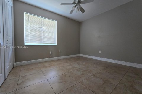 Villa ou maison à louer à Homestead, Floride: 3 chambres, 157.93 m2 № 1996802 - photo 6