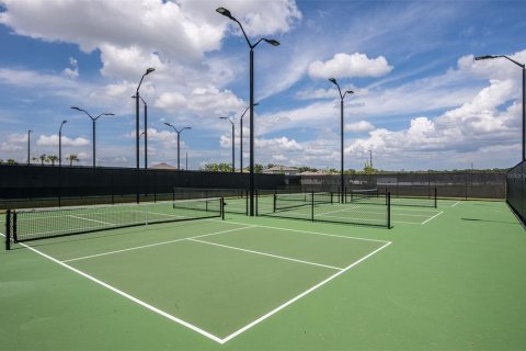 Casa en venta en Ocala, Florida, 5 dormitorios, 317.35 m2 № 2167220 - foto 28