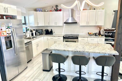 House in Fort Lauderdale, Florida 3 bedrooms, 163.69 sq.m. № 2365834 - photo 22