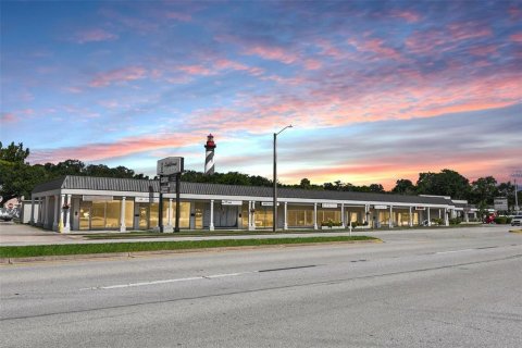 Commercial property in Saint Augustine, Florida 3072.74 sq.m. № 2369644