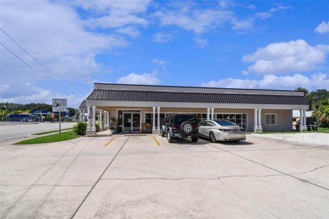 Commercial property in Saint Augustine, Florida 3072.74 sq.m. № 2369644 - photo 10