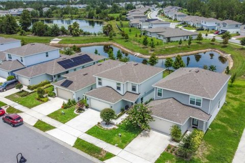 House in Clermont, Florida 3 bedrooms, 169.27 sq.m. № 1888466 - photo 1