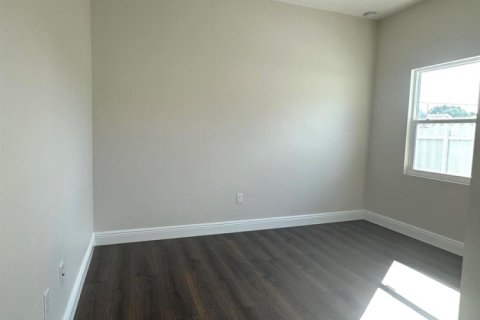 Casa en venta en West Palm Beach, Florida, 3 dormitorios, 120.77 m2 № 2399786 - foto 14