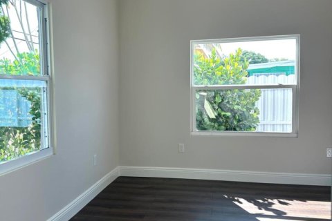 Casa en venta en West Palm Beach, Florida, 3 dormitorios, 120.77 m2 № 2399786 - foto 20