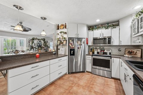 House in Port St. Lucie, Florida 4 bedrooms, 245.63 sq.m. № 2173880 - photo 7
