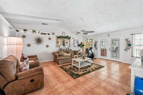 House in Port St. Lucie, Florida 4 bedrooms, 245.63 sq.m. № 2173880 - photo 17