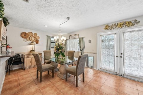 House in Port St. Lucie, Florida 4 bedrooms, 245.63 sq.m. № 2173880 - photo 11