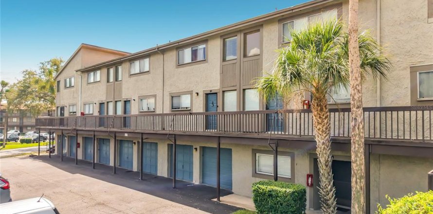 Condo à Tampa, Floride, 2 chambres  № 2383809