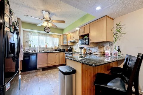 Copropriété à vendre à Tampa, Floride: 2 chambres, 117.06 m2 № 2383809 - photo 7