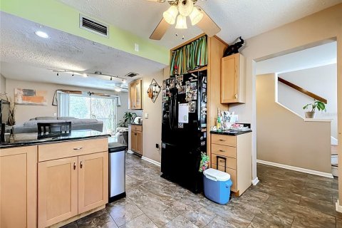 Copropriété à vendre à Tampa, Floride: 2 chambres, 117.06 m2 № 2383809 - photo 5