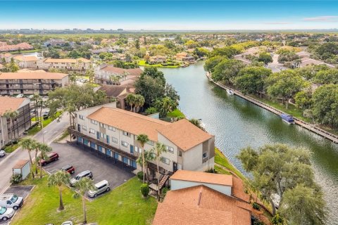 Copropriété à vendre à Tampa, Floride: 2 chambres, 117.06 m2 № 2383809 - photo 30