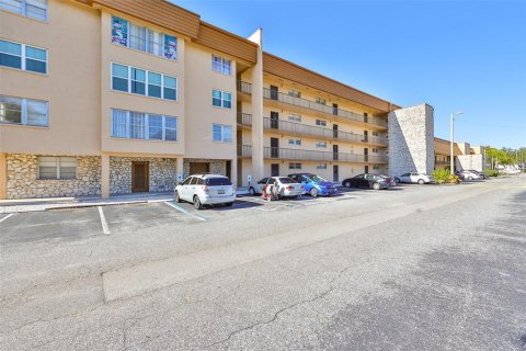 Condominio en venta en Tampa, Florida, 2 dormitorios, 101.64 m2 № 1800124 - foto 2
