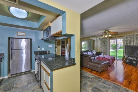 Condominio en venta en Tampa, Florida, 2 dormitorios, 101.64 m2 № 1800124 - foto 6