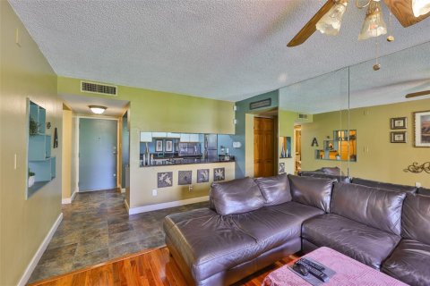 Condominio en venta en Tampa, Florida, 2 dormitorios, 101.64 m2 № 1800124 - foto 14