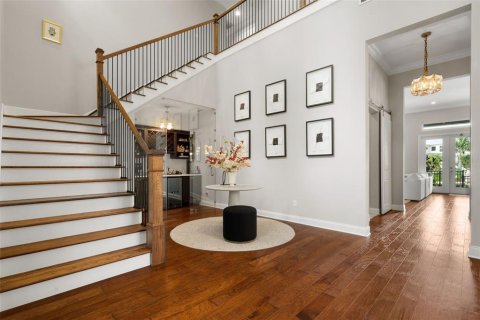 Casa en venta en Tampa, Florida, 5 dormitorios, 517.19 m2 № 2233293 - foto 9