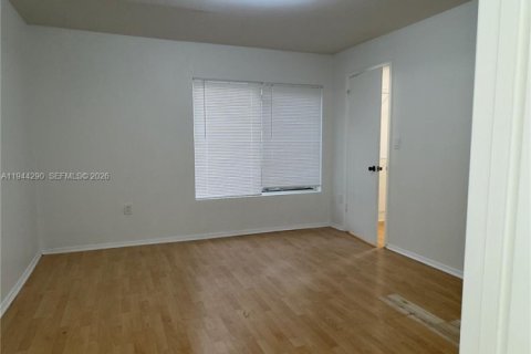 Copropriété à vendre à Oakland Park, Floride: 2 chambres, 116.69 m2 № 2152819 - photo 14