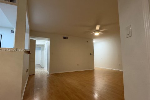 Copropriété à vendre à Oakland Park, Floride: 2 chambres, 116.69 m2 № 2152819 - photo 11
