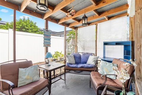 Villa ou maison à vendre à Saint Petersburg, Floride: 2 chambres, 62.43 m2 № 1380880 - photo 13