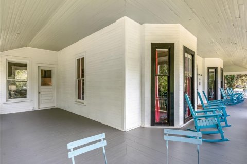 Casa en venta en Fruitland Park, Florida, 4 dormitorios, 294.96 m2 № 2198994 - foto 16