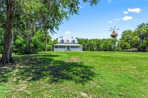 Casa en venta en Fruitland Park, Florida, 4 dormitorios, 294.96 m2 № 2198994 - foto 7