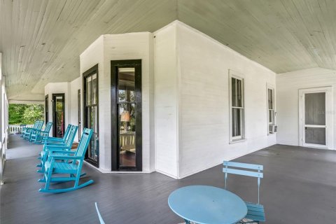 Casa en venta en Fruitland Park, Florida, 4 dormitorios, 294.96 m2 № 2198994 - foto 18