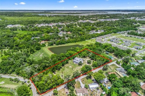 Casa en venta en Fruitland Park, Florida, 4 dormitorios, 294.96 m2 № 2198994 - foto 3