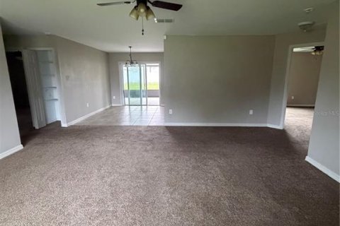 Casa en alquiler en Ocala, Florida, 3 dormitorios, 123.75 m2 № 2351467 - foto 11
