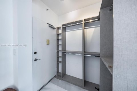 Купить кондоминиум в Майами-Бич, Флорида 2 спальни, 119.19м2, № 2003538 - фото 23