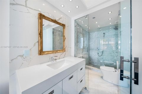 Купить кондоминиум в Майами-Бич, Флорида 2 спальни, 119.19м2, № 2003538 - фото 17