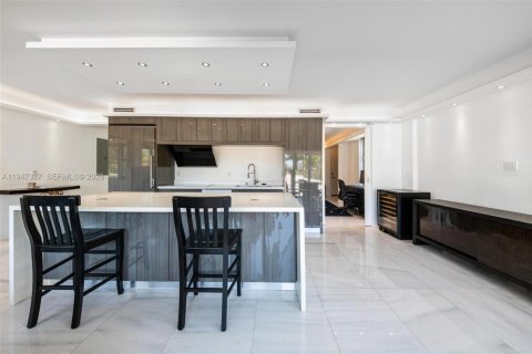 Купить кондоминиум в Майами-Бич, Флорида 2 спальни, 119.19м2, № 2003538 - фото 26