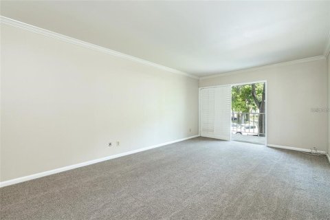 Condominio en alquiler en Tampa, Florida, 2 dormitorios, 86.96 m2 № 1866656 - foto 8