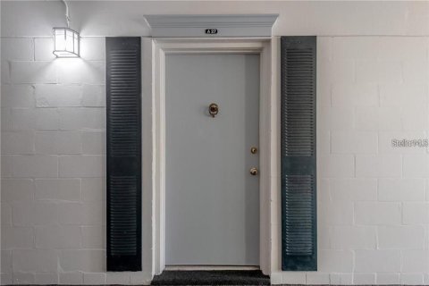 Condominio en alquiler en Tampa, Florida, 2 dormitorios, 86.96 m2 № 1866656 - foto 3