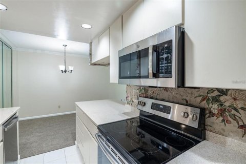 Condominio en alquiler en Tampa, Florida, 2 dormitorios, 86.96 m2 № 1866656 - foto 4