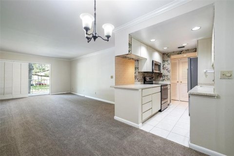 Condominio en alquiler en Tampa, Florida, 2 dormitorios, 86.96 m2 № 1866656 - foto 6