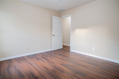 House in Clermont, Florida 3 bedrooms, 144.18 sq.m. № 1425225 - photo 30