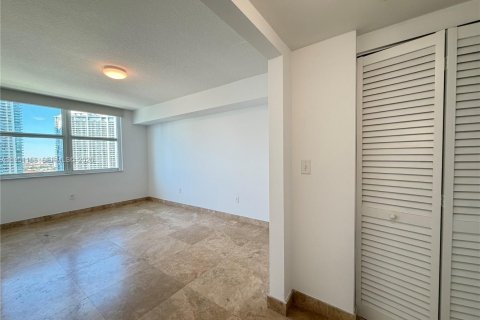 Copropriété à louer à Miami, Floride: 1 chambre, 72 m2 № 2007215 - photo 10