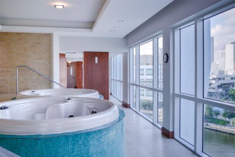 Copropriété à louer à Miami, Floride: 1 chambre, 72 m2 № 2007215 - photo 17